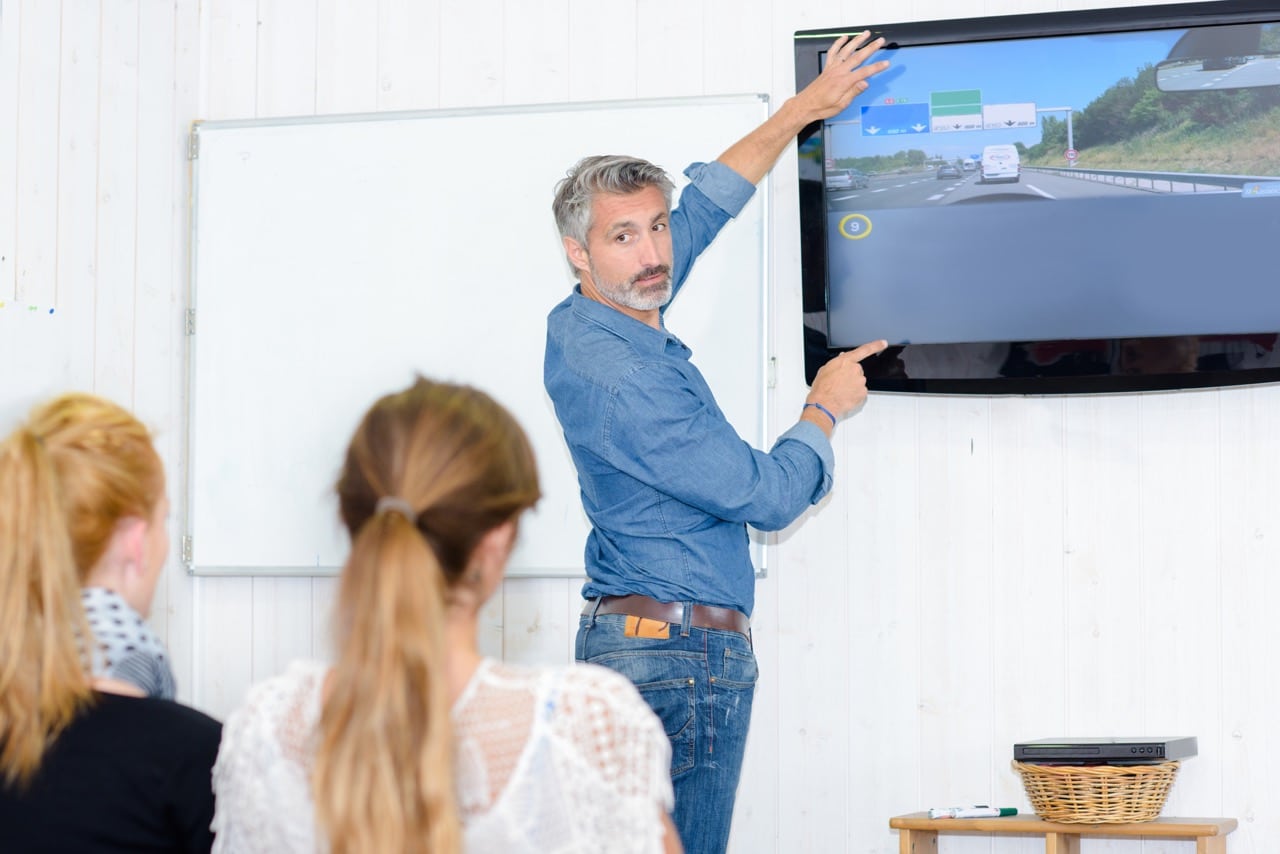 Un live d'une formation au code de la route